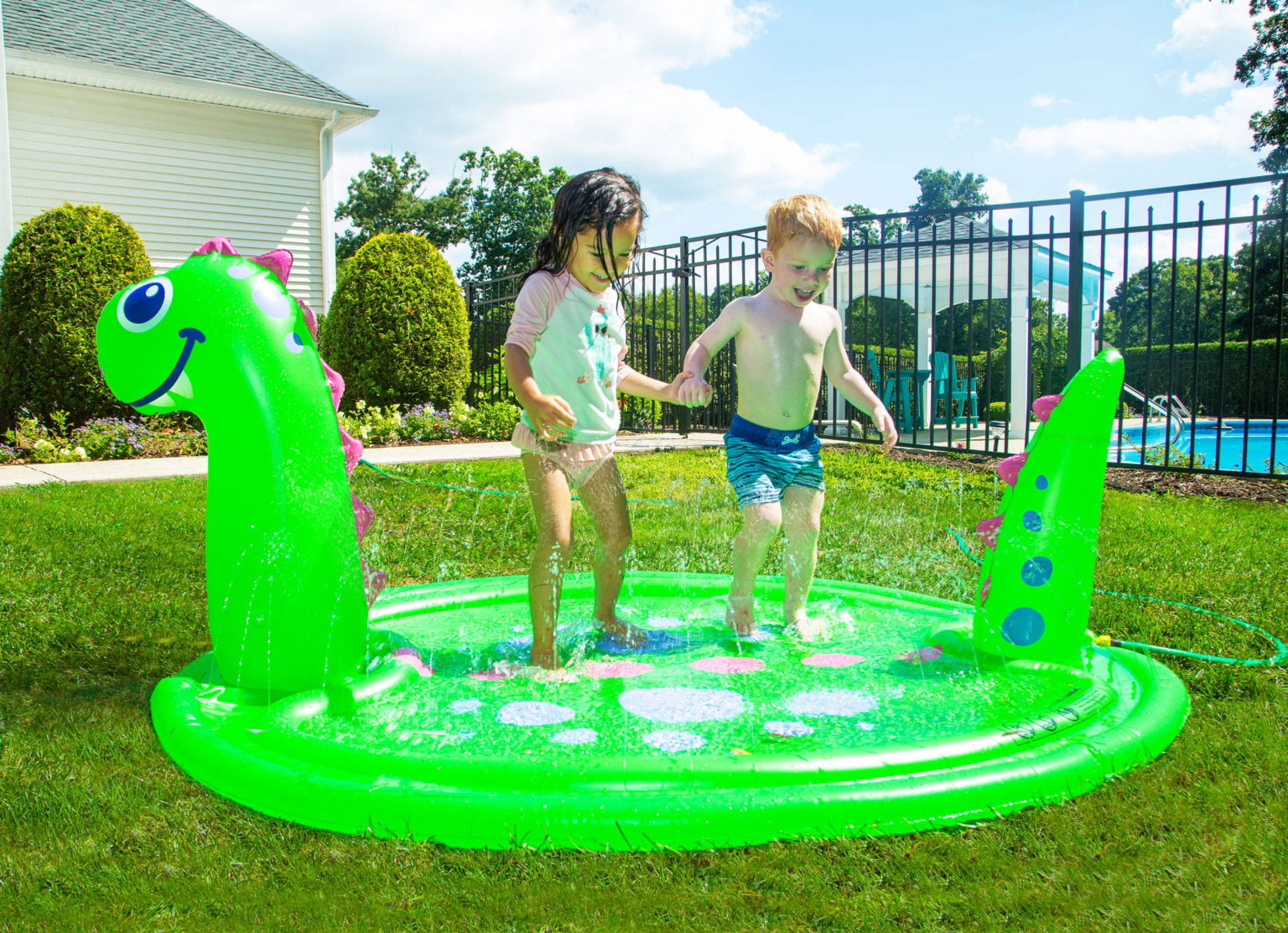 6ft dinosaur sprinkler